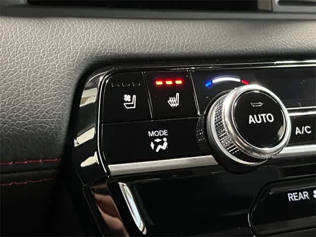 2025 Honda Pilot Black Edition 19