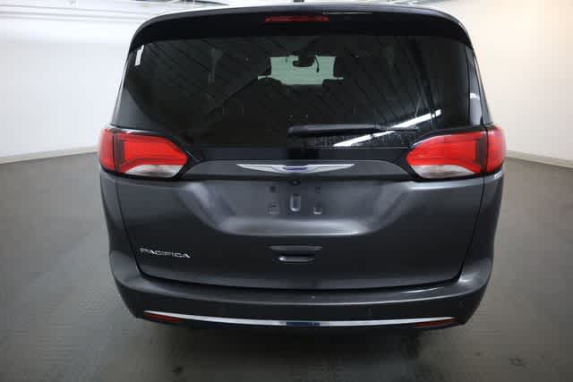 Thumbnail: 2020 Chrysler Pacifica - 6