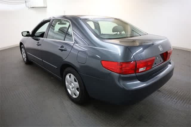 Thumbnail: 2005 Honda Accord - 4