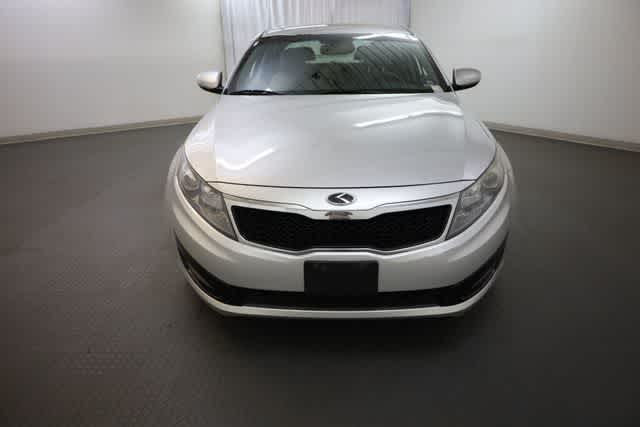 Thumbnail: 2012 Kia Optima - 12