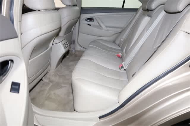 Thumbnail: 2009 Toyota Camry - 21