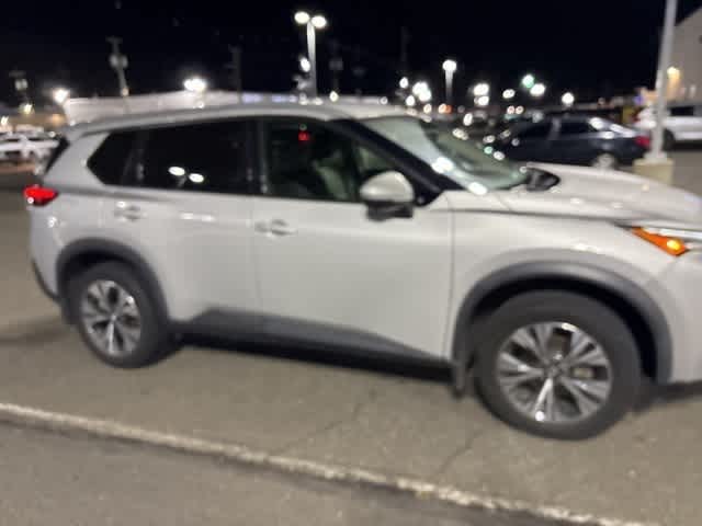 Thumbnail: 2021 Nissan Rogue - 18