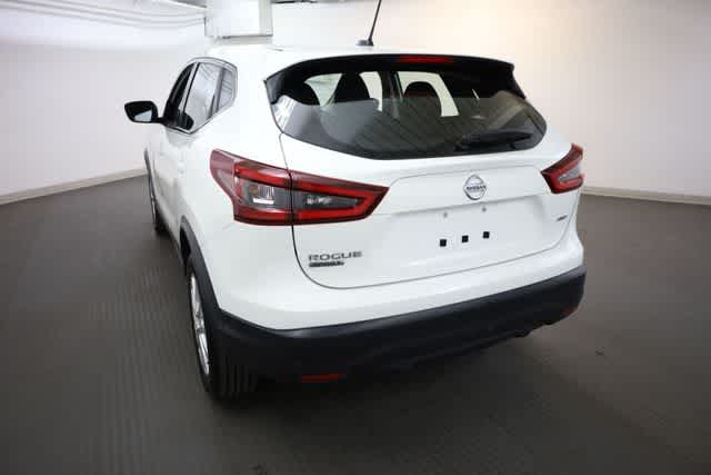 Thumbnail: 2020 Nissan Rogue Sport - 5