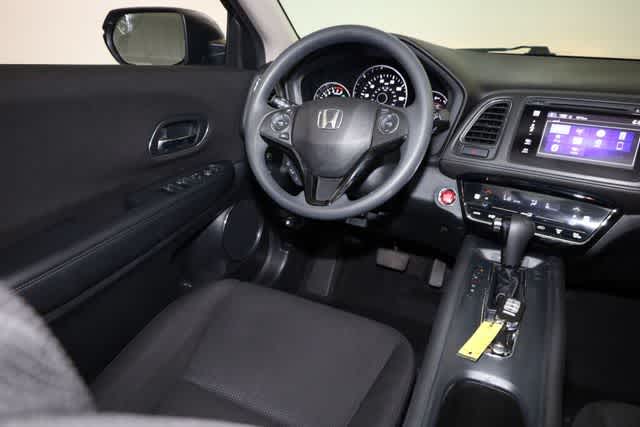 Thumbnail: 2018 Honda HR-V - 22