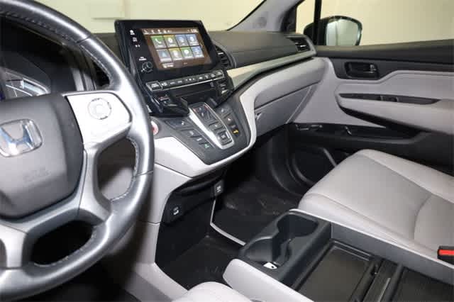 Thumbnail: 2023 Honda Odyssey - 24