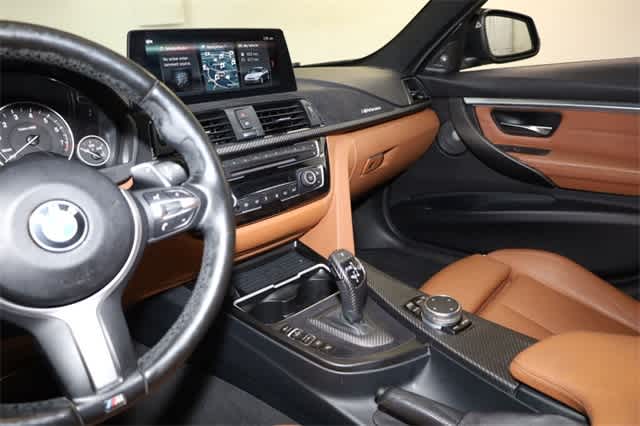 Thumbnail: 2016 BMW 3 Series - 23