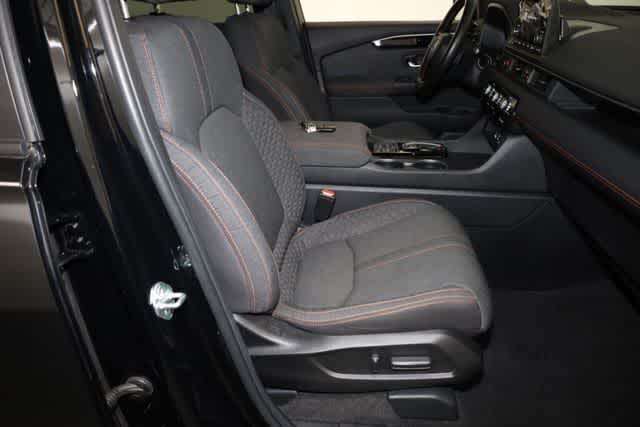 Thumbnail: 2023 Honda Pilot - 20