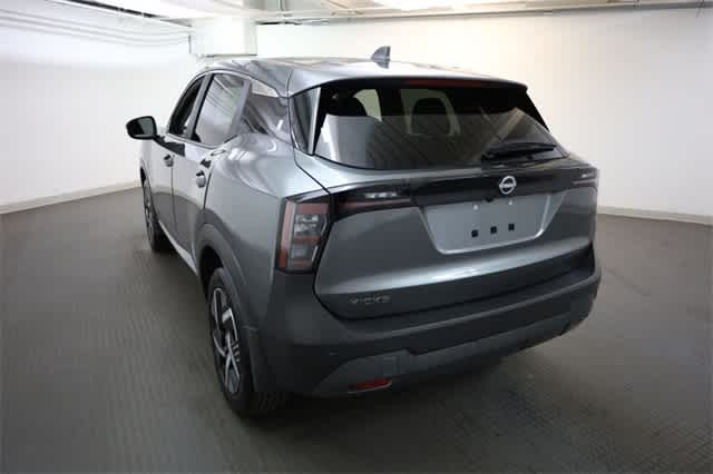 Thumbnail: 2025 Nissan Kicks - 5