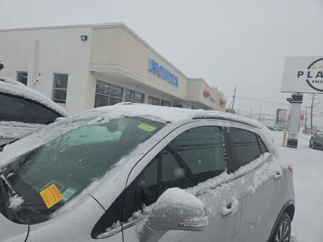 Thumbnail: 2018 Buick Encore - 3