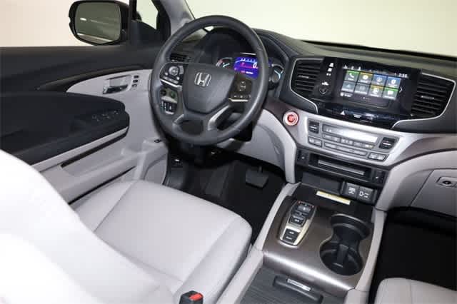 Thumbnail: 2022 Honda Pilot - 16