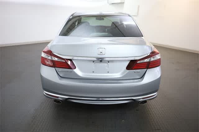 Thumbnail: 2017 Honda Accord - 6