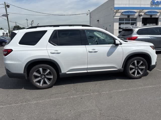 Thumbnail: 2023 Honda Pilot - 16