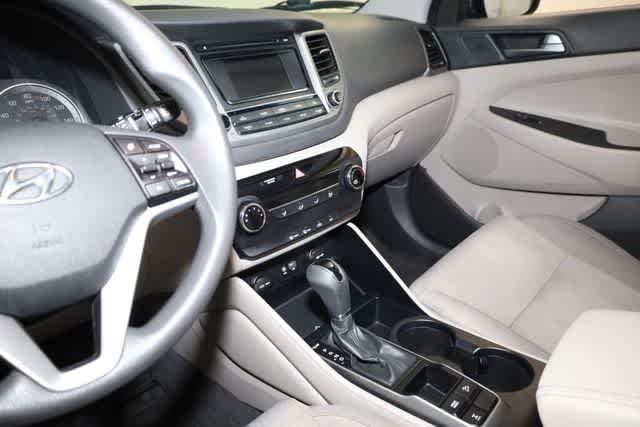 Thumbnail: 2016 Hyundai Tucson - 23