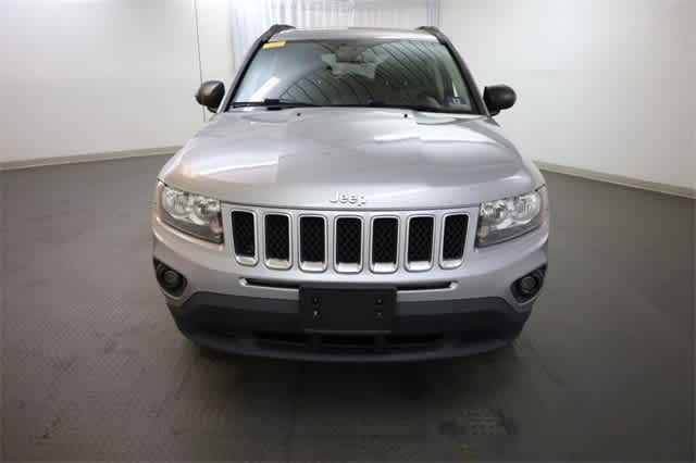 Thumbnail: 2015 Jeep Compass - 12