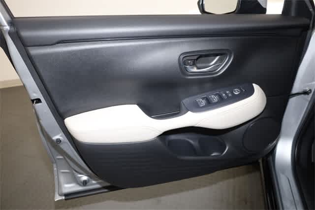 Thumbnail: 2024 Honda HR-V - 13