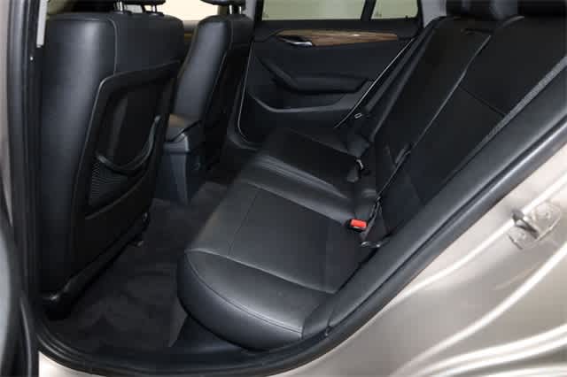Thumbnail: 2013 BMW X1 - 21
