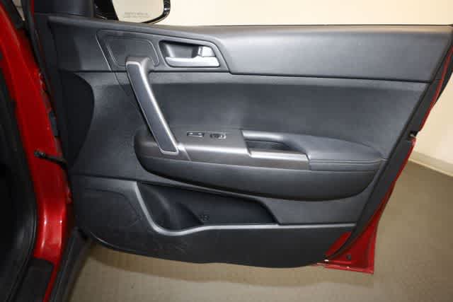 Thumbnail: 2018 Kia Sportage - 32