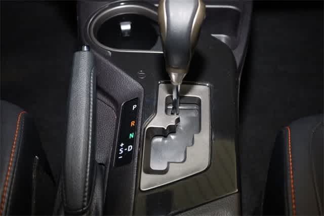 Thumbnail: 2018 Toyota RAV4 - 32