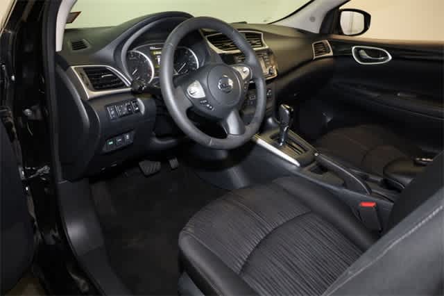 2017 Nissan Sentra SV 14