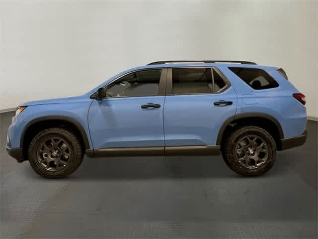 2025 Honda Pilot TrailSport 2