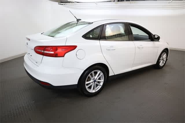 Thumbnail: 2015 Ford Focus - 8