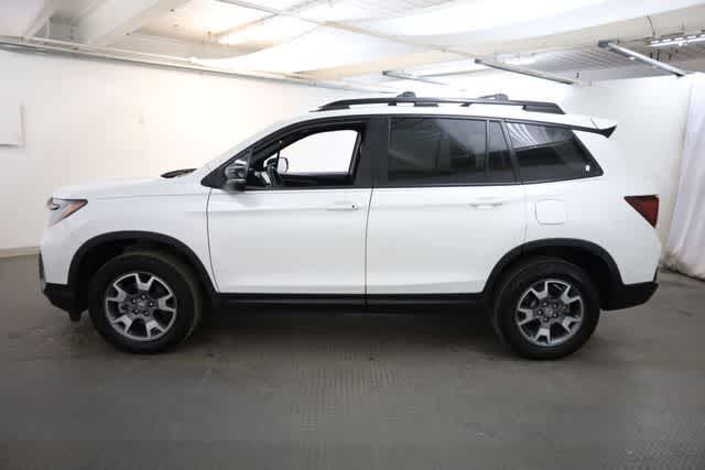Thumbnail: 2023 Honda Passport - 3