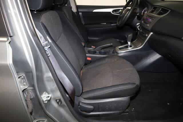 Thumbnail: 2014 Nissan Sentra - 31