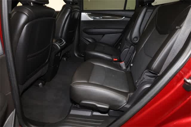 Thumbnail: 2022 Cadillac XT6 - 21