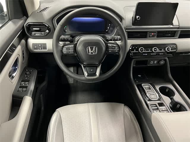 Thumbnail: 2025 Honda Pilot - 18