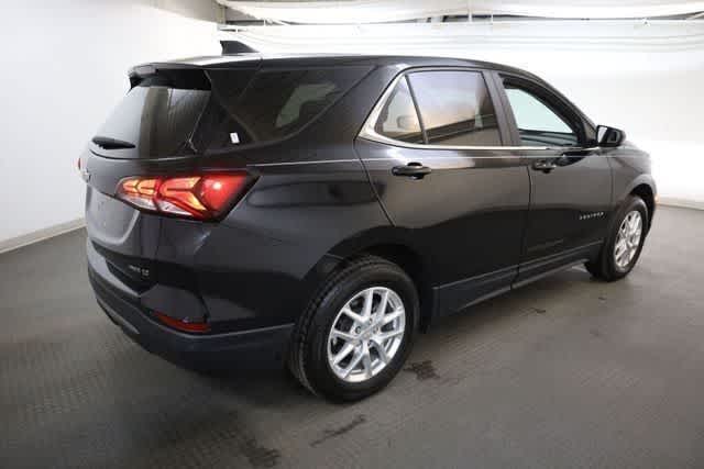 Thumbnail: 2022 Chevrolet Equinox - 8