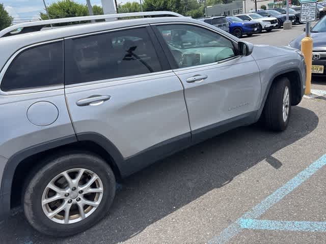 Thumbnail: 2015 Jeep Cherokee - 15