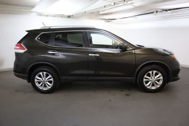 Thumbnail: 2016 Nissan Rogue - 9