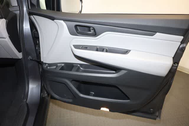 Thumbnail: 2019 Honda Odyssey - 33