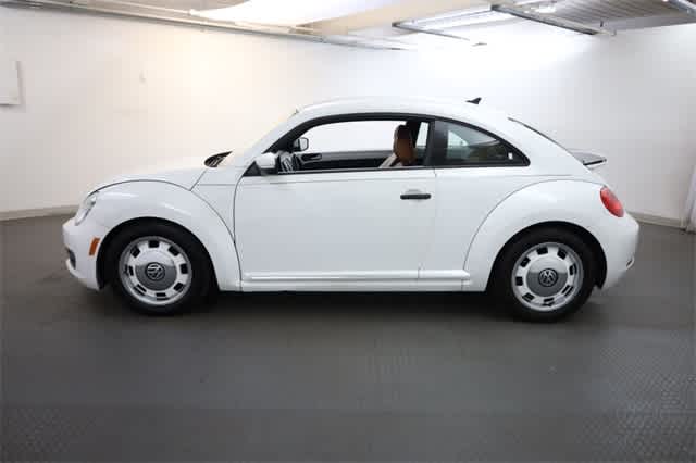 Thumbnail: 2015 Volkswagen Beetle - 3