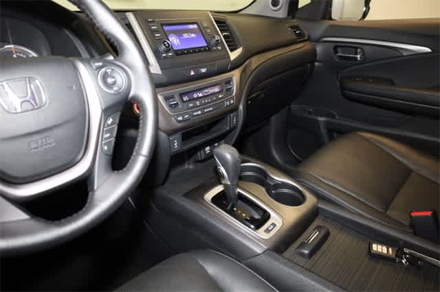 Thumbnail: 2019 Honda Ridgeline - 23
