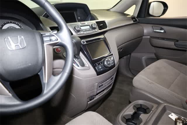 Thumbnail: 2016 Honda Odyssey - 24