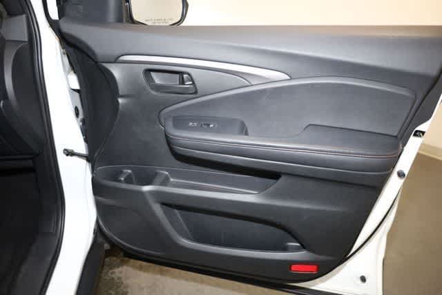 Thumbnail: 2023 Honda Passport - 22