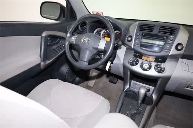 Thumbnail: 2008 Toyota RAV4 - 16