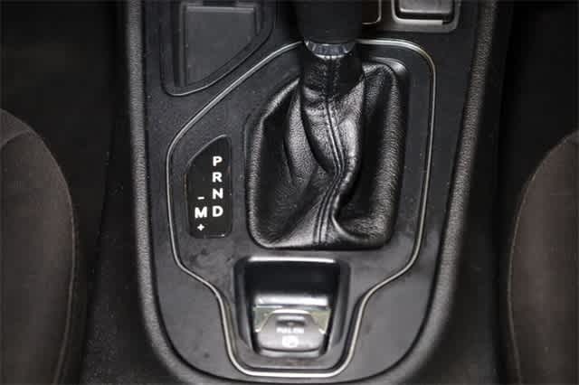 Thumbnail: 2020 Jeep Cherokee - 30