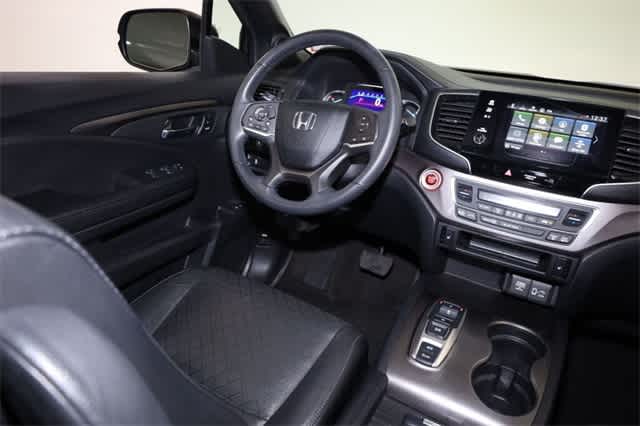 Thumbnail: 2019 Honda Passport - 16