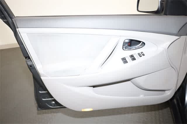 Thumbnail: 2011 Toyota Camry - 13