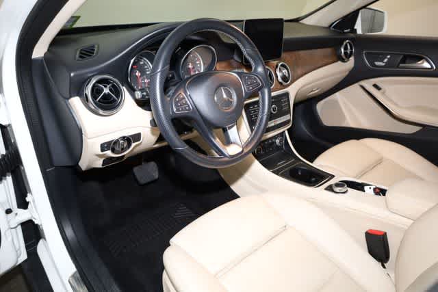 Thumbnail: 2020 Mercedes-Benz GLA - 14