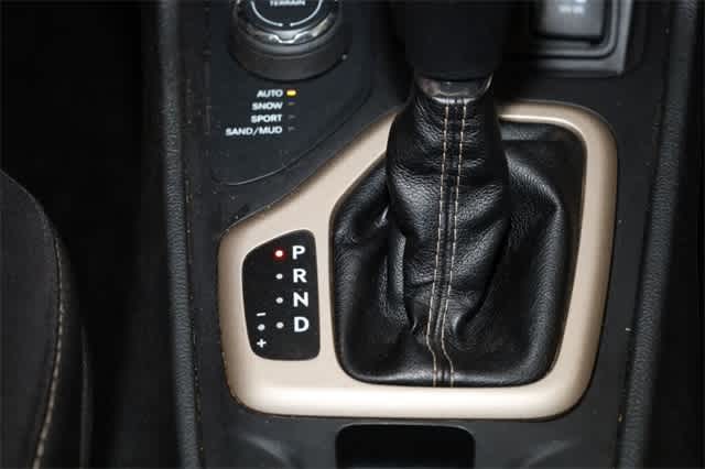 Thumbnail: 2015 Jeep Cherokee - 31