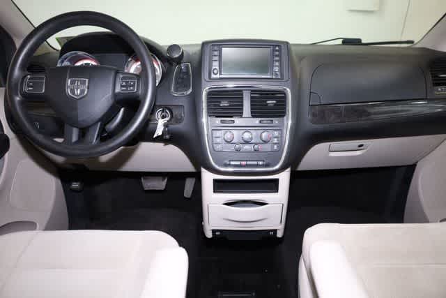 Thumbnail: 2015 Dodge Grand Caravan - 17