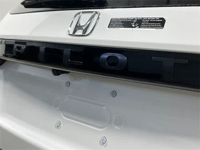 Thumbnail: 2025 Honda Pilot - 6