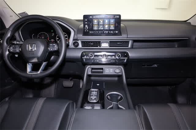 Thumbnail: 2023 Honda Pilot - 17