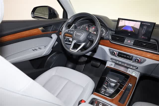 Thumbnail: 2022 Audi Q5 - 16
