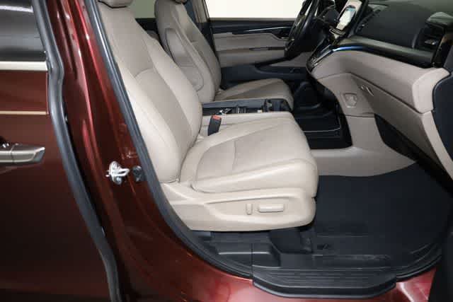 Thumbnail: 2018 Honda Odyssey - 20
