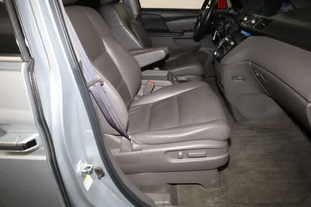 Thumbnail: 2011 Honda Odyssey - 36