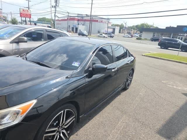 Thumbnail: 2017 Honda Accord - 2